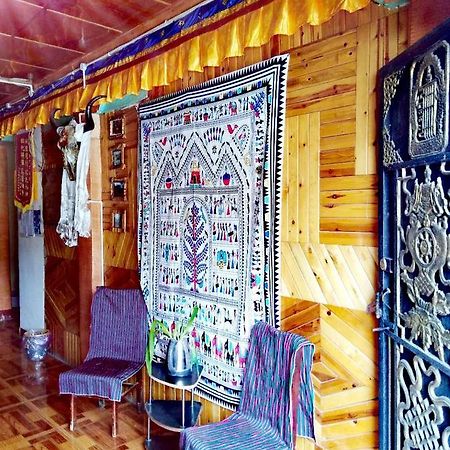 Zishuo Zihua Guest House Daocheng Zewnętrze zdjęcie