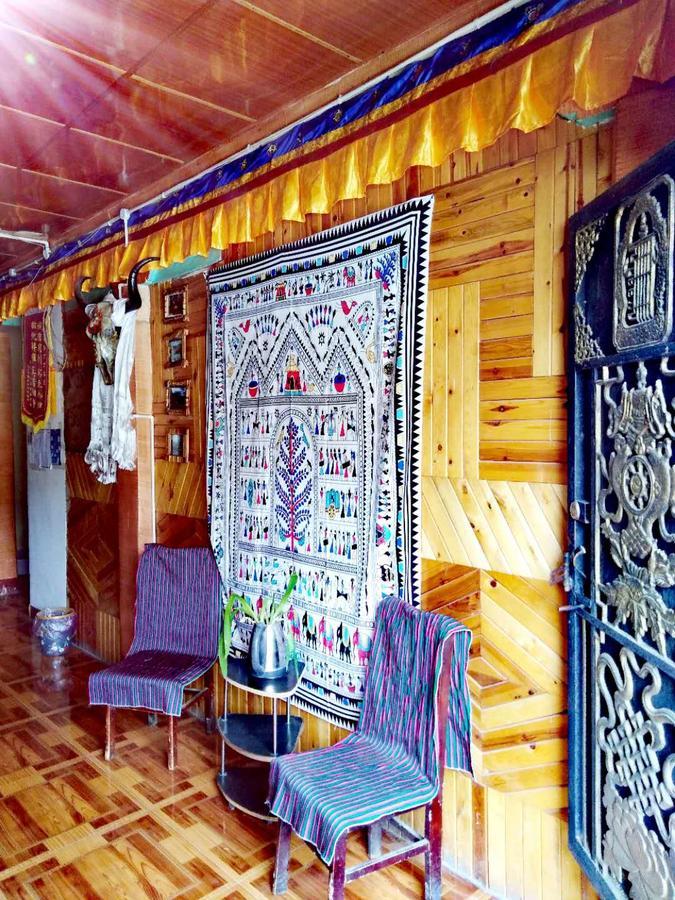 Zishuo Zihua Guest House Daocheng Zewnętrze zdjęcie