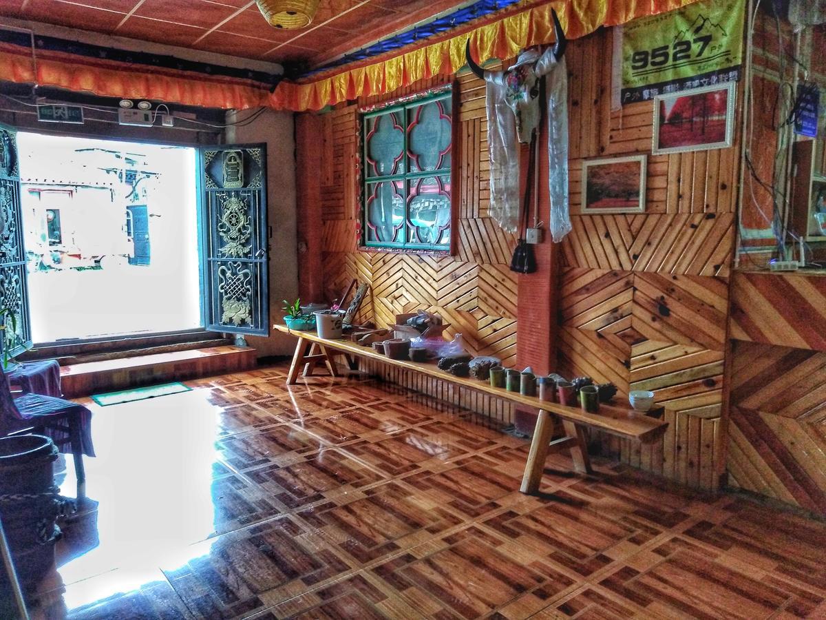 Zishuo Zihua Guest House Daocheng Zewnętrze zdjęcie