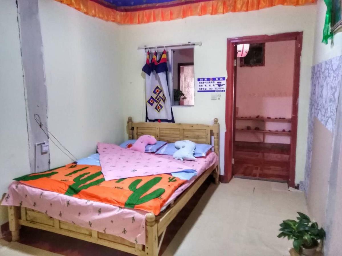 Zishuo Zihua Guest House Daocheng Zewnętrze zdjęcie