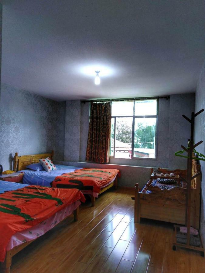 Zishuo Zihua Guest House Daocheng Zewnętrze zdjęcie